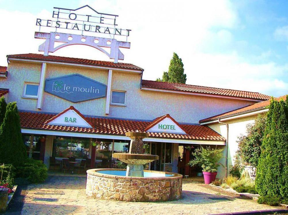 Logis Hotel Le Moulin Des Gardelles Riom Kültér fotó